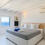 Salty Ble Villa *