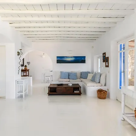 Salty Ble Mykonos Town